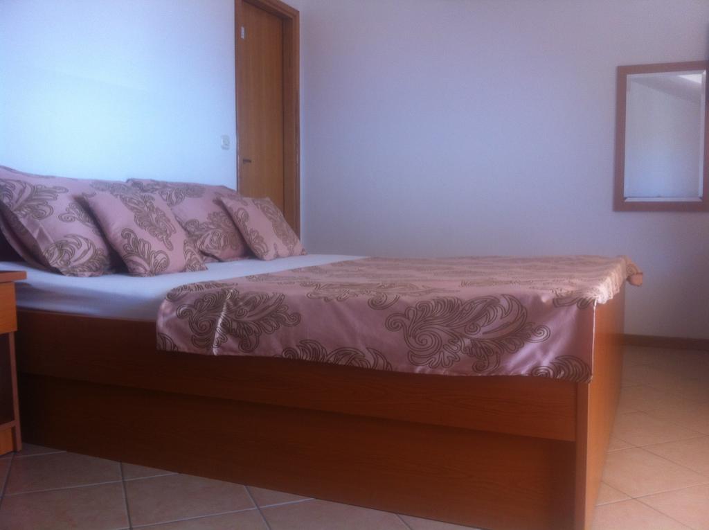 Apartments Juric Baška Voda Zimmer foto