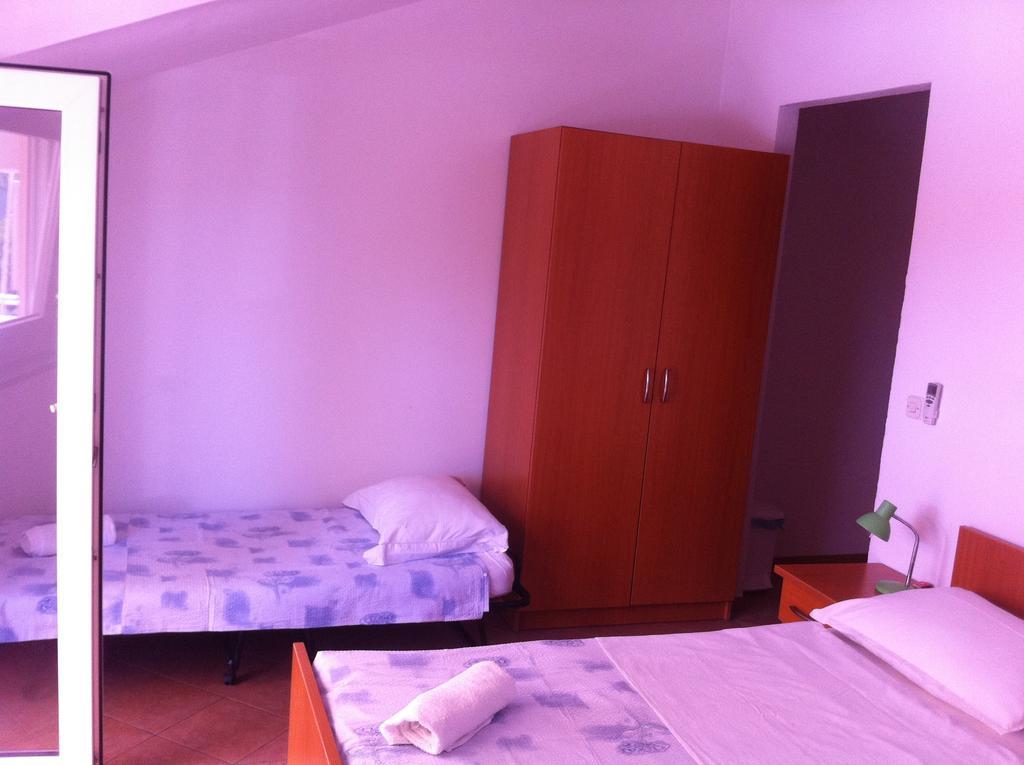 Apartments Juric Baška Voda Exterior foto