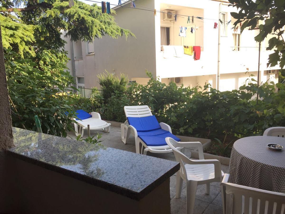 Apartments Juric Baška Voda Exterior foto